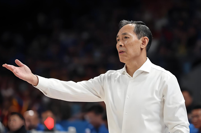 北京客场力克同曦跻身前三赵睿24+6助成关键先生