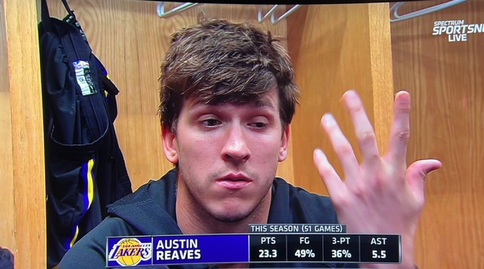 湖人卫冕冠军遭雷霆重创 里夫斯坦言失利责任