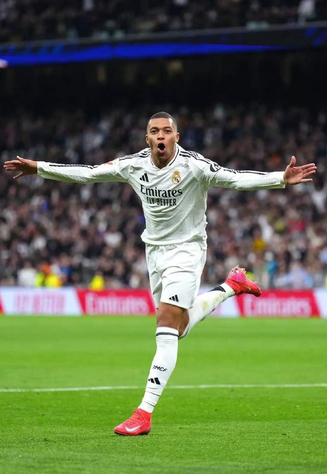 姆巴佩离队巴黎夺冠 皇马陷入无冠魔咒