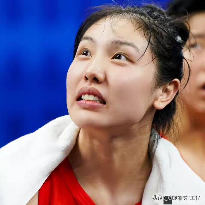 四川女篮首战大胜山西，阵容调整成关键